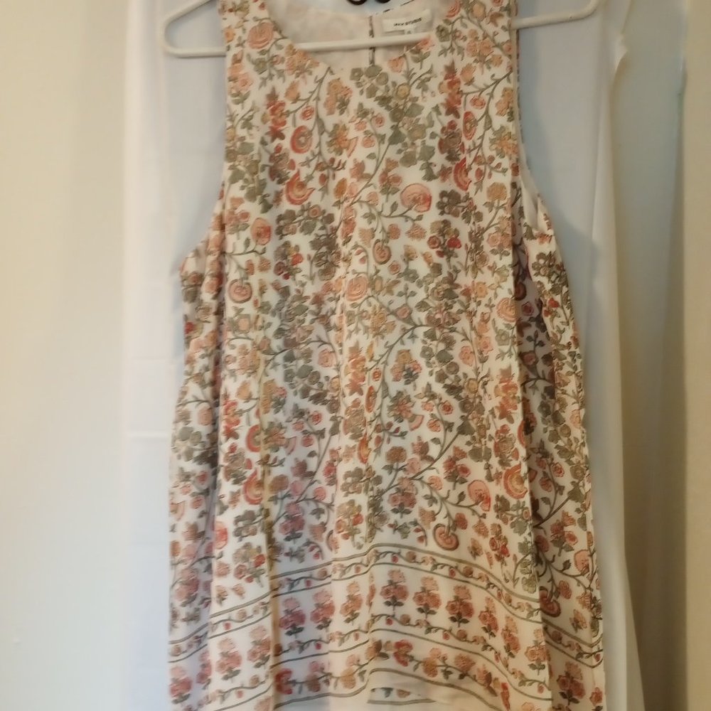 Max Studio Flowered Topp